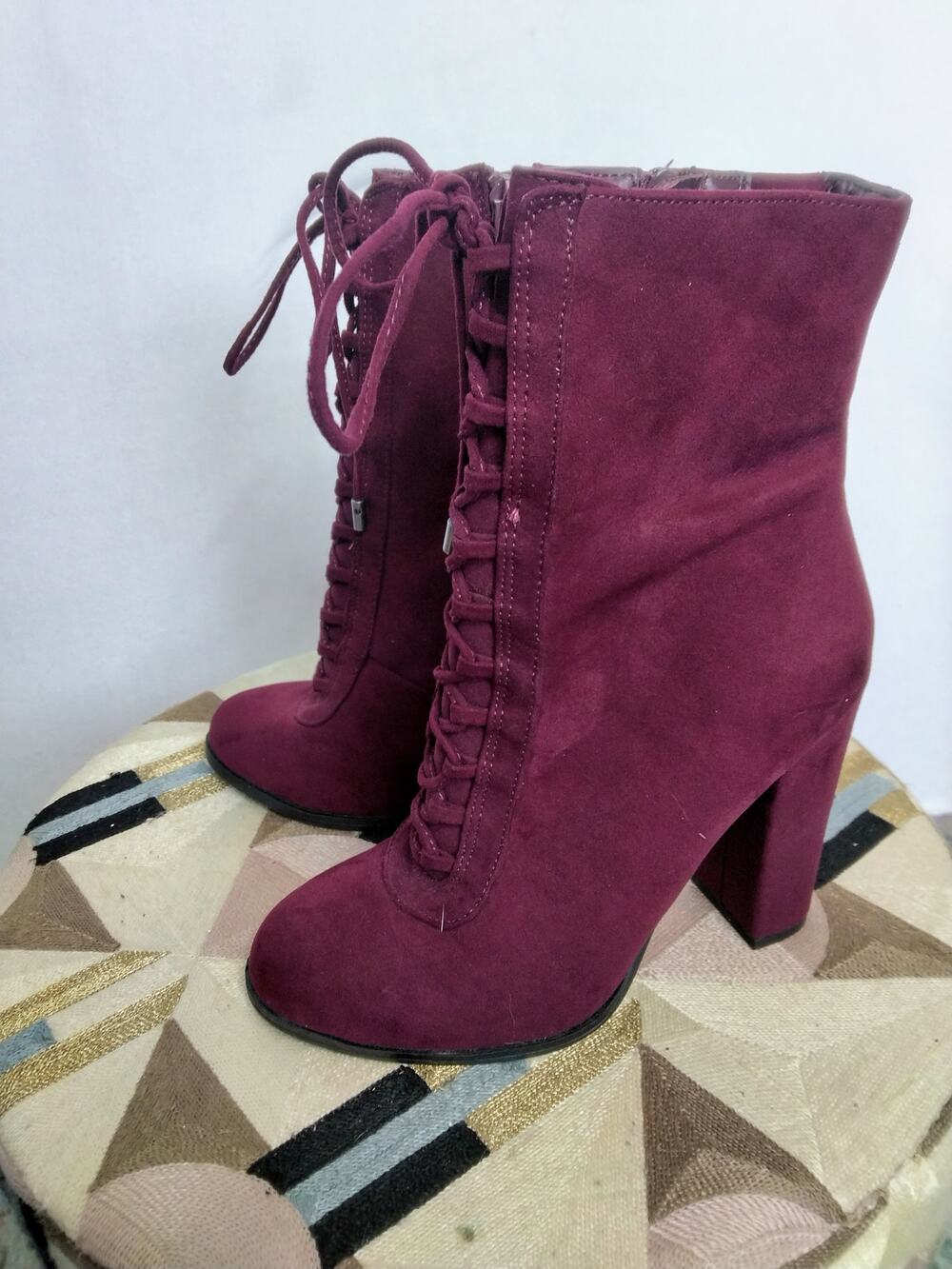 Carlos by Carlos Santana Sandra Lace/Zip Granny Boots Sz 6 Burgundy Faux Suede